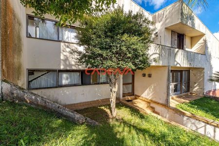 27_photo/94dce18735.588d4a7fb74764b6-ATLAS-018e75e1-74ae-4fce-aeed-63b977519eb0.jpg de casa à venda com 3 quartos, 298m² em Santo Inácio, Curitiba