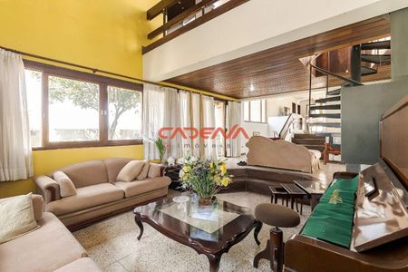 4_photo/94dce18735.588d4a7fb74764b6-ATLAS-2f542605-d74a-48e3-bb48-302235cef34e.jpg de casa à venda com 3 quartos, 298m² em Santo Inácio, Curitiba