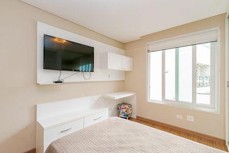 10_photo/94dce188b9.cbac4b0532efd0a4-ATLAS-4d322c9f-490e-44a7-a5ca-97fbbb7c4bc6.jpg de casa de condomínio à venda com 4 quartos, 278m² em Santo Inácio, Curitiba