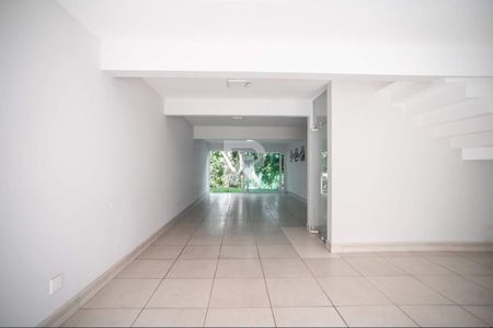 34_photo/94dce188b9.cbac4b0532efd0a4-ATLAS-e9c8f801-c0e5-45bd-8f44-4af3f9782324.jpg de casa de condomínio à venda com 3 quartos, 253m² em Santo Inácio, Curitiba