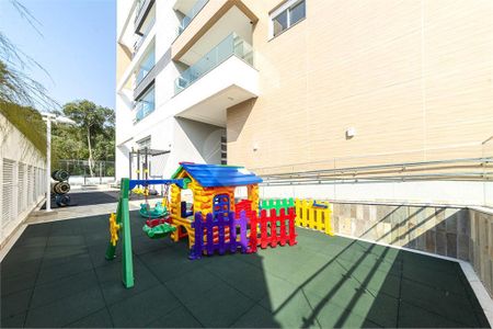 5_photo/94dce18975.dc3f87cccb53c7e5-ATLAS-7e6d4108-76fb-43d8-b587-33de526073e7.jpg de apartamento à venda com 4 quartos, 478m² em Mossunguê, Curitiba