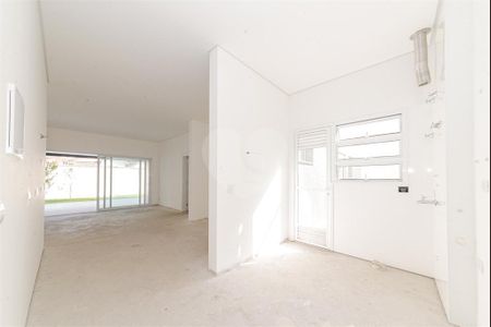 3_photo/94dce18975.dc3f87cccb53c7e5-ATLAS-bca1e27d-bf63-4b9e-a86a-a68160121863.jpg de apartamento à venda com 4 quartos, 478m² em Mossunguê, Curitiba