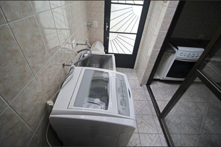 9_photo/94dce18afb.3d5cfc2f1c833890-ATLAS-80544d4a-751f-4421-92c9-baf9ee307ff9.jpg de casa para alugar com 4 quartos, 144m² em Orleans, Curitiba