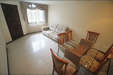 3_photo/94dce18afb.3d5cfc2f1c833890-ATLAS-e0bb8da6-7171-4558-bae5-9fa253b3d192.jpg de casa para alugar com 4 quartos, 144m² em Orleans, Curitiba