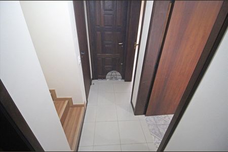 7_photo/94dce18afb.7ba80fb73d185dd1-ATLAS-b303fbd8-0331-4245-be18-80f856aa1d54.jpg de casa para alugar com 4 quartos, 144m² em Orleans, Curitiba