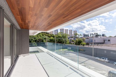 28_photo/94dce18b4f.c696d6dfecea6f1c-ATLAS-99690bcc-61ae-49c1-9b70-008a4c7fe894.jpg de apartamento à venda com 3 quartos, 284m² em Orleans, Curitiba