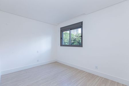 40_photo/94dce18b4f.c696d6dfecea6f1c-ATLAS-a156921e-0ed8-474b-9c65-d73a480fb875.jpg de apartamento à venda com 3 quartos, 284m² em Orleans, Curitiba