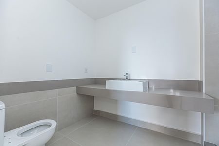 39_photo/94dce18b4f.c696d6dfecea6f1c-ATLAS-c72912b6-4199-4b62-bd56-cf6856c4e95e.jpg de apartamento à venda com 3 quartos, 284m² em Orleans, Curitiba