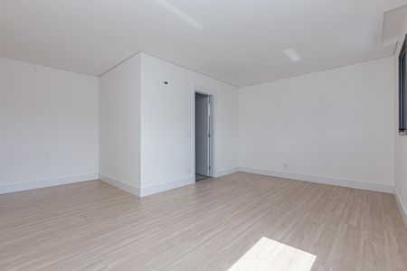 34_photo/94dce18b4f.c696d6dfecea6f1c-ATLAS-e6dee540-dfbf-4788-a71c-d6a66039d227.jpg de apartamento à venda com 3 quartos, 284m² em Orleans, Curitiba