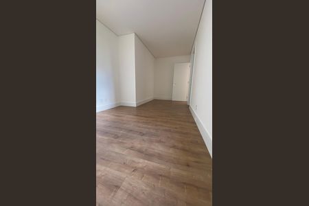 27_photo/94dce18b5d.e6e1c947b02cf8fb-ATLAS-4ada2aa8-f17e-44fc-9f3b-d131f32eb292.jpg de apartamento à venda com 3 quartos, 193m² em Orleans, Curitiba