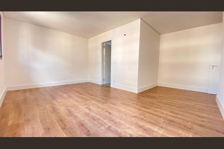 12_photo/94dce18b5d.e6e1c947b02cf8fb-ATLAS-6f1a76b1-2b4a-42dc-9d80-b67fa403a9ae.jpg de apartamento à venda com 3 quartos, 193m² em Orleans, Curitiba