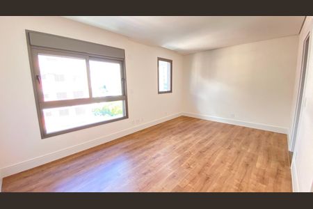 15_photo/94dce18b5d.e6e1c947b02cf8fb-ATLAS-8888f7fc-c886-4ce9-b13f-7490726fec69.jpg de apartamento à venda com 3 quartos, 193m² em Orleans, Curitiba