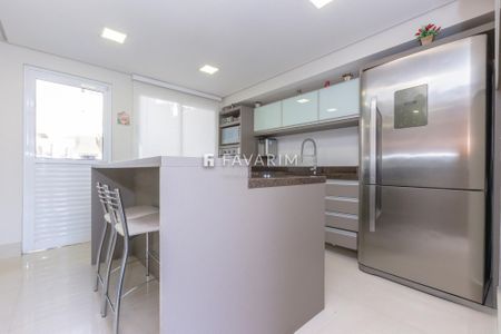 3_photo/94dce18c69.07f29284d16cc936-ATLAS-3341e39a-bcd9-4e83-b5f7-613186e6483c.jpg de casa à venda com 3 quartos, 300m² em Santo Inácio, Curitiba