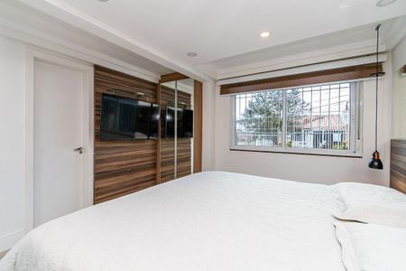 18_photo/94dce18d0d.72c99cad9401b729-ATLAS-a761c8d6-3cfa-47c3-8540-ef9ff43ecd0e.jpg de casa à venda com 3 quartos, 210m² em Santo Inácio, Curitiba