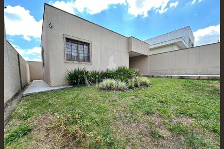 3_photo/94dce18d37.e6f02a1e96aef2b1-ATLAS-854b0e41-bd2e-4cde-a175-f73e3d93bf4f.jpg de casa à venda com 3 quartos, 300m² em Santo Inácio, Curitiba