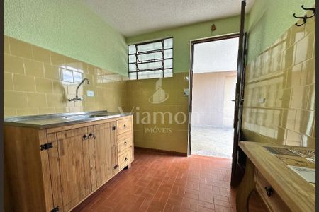 5_photo/94dce18d37.e6f02a1e96aef2b1-ATLAS-aea0ad44-0da3-4d69-9d91-7bb71d4df7d2.jpg de casa à venda com 3 quartos, 300m² em Santo Inácio, Curitiba