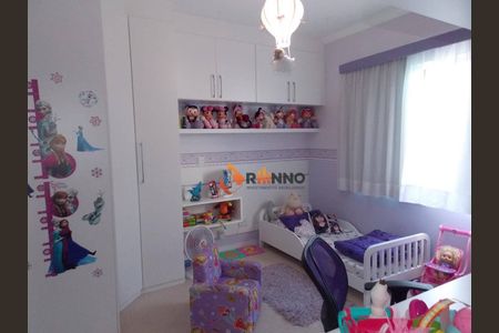 4_photo/94dce18f07.b8a9f91cb517b5ed-ATLAS-0e72620e-1e8d-4ea3-927e-fe078043ab25.jpg de casa à venda com 4 quartos, 178m² em Santo Inácio, Curitiba