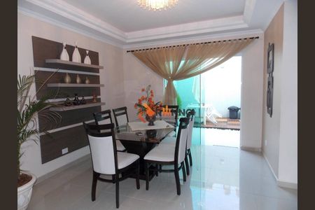 8_photo/94dce18f07.b8a9f91cb517b5ed-ATLAS-86a555ab-2303-46a7-a969-e0522964e2bf.jpg de casa à venda com 4 quartos, 178m² em Santo Inácio, Curitiba