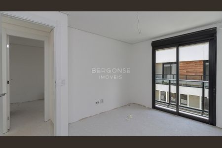 23_photo/94dce18f33.b73405d7a0722b76-ATLAS-55e23467-84f4-402e-bc1a-79e57dd2c90a.jpg de casa à venda com 3 quartos, 240m² em Santo Inácio, Curitiba