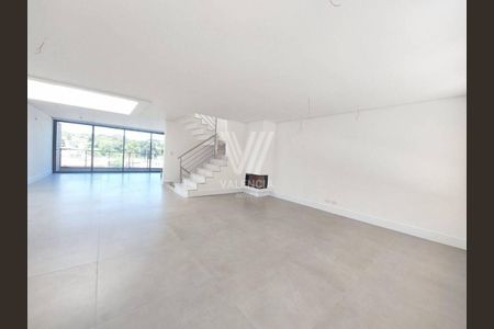 11_photo/94dce18f33.ce69423e473a3cca-ATLAS-805cb8fe-d1b4-4e81-850e-d1a5f1e191aa.jpg de casa à venda com 3 quartos, 271m² em Santo Inácio, Curitiba