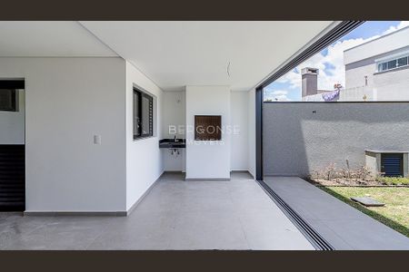 9_photo/94dce18f33.fd62685fcad15c60-ATLAS-2e4eae56-e306-4f4e-9b7f-a35eebb1cec1.jpg de casa à venda com 3 quartos, 283m² em Santo Inácio, Curitiba