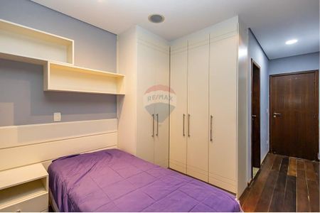 5_photo/94dce1909f.a3ae9ae7e703bbee-ATLAS-1a5086ec-b2ef-45b2-aa64-004a7199473e.jpg de casa à venda com 5 quartos, 555m² em Santa Felicidade, Curitiba