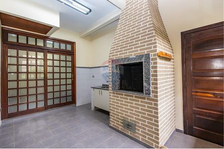 40_photo/94dce1909f.a3ae9ae7e703bbee-ATLAS-5a3a3d6f-29ac-4d0e-97e2-ea1b34cded98.jpg de casa à venda com 5 quartos, 555m² em Santa Felicidade, Curitiba