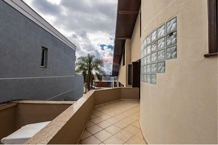 14_photo/94dce1909f.a3ae9ae7e703bbee-ATLAS-d84cd43b-8b1e-4d18-990c-ced320171996.jpg de casa à venda com 5 quartos, 555m² em Santa Felicidade, Curitiba