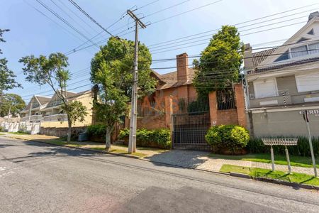 33_photo/94dce190b1.70edc2b185d14f45-ATLAS-ff5ce0eb-3b4c-4fab-9a3f-02a2b2a0790d.jpg de casa à venda com 4 quartos, 566m² em Santa Felicidade, Curitiba