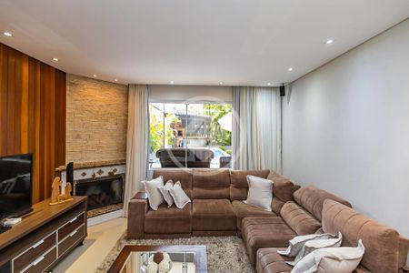 20_photo/94dce190cf.56f87905458f71eb-ATLAS-17d20fcf-1380-43da-8ec3-4f8f5e872ef6.jpg de casa à venda com 6 quartos, 426m² em Santa Felicidade, Curitiba