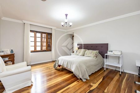 36_photo/94dce190cf.56f87905458f71eb-ATLAS-4ddfecde-cf4b-4498-b4e7-390e2fdb64f4.jpg de casa à venda com 6 quartos, 426m² em Santa Felicidade, Curitiba