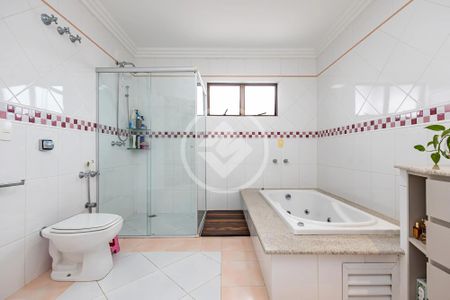 32_photo/94dce190cf.56f87905458f71eb-ATLAS-5e6a6f36-a2f6-41f8-b2c3-2dcaf55d4ca3.jpg de casa à venda com 6 quartos, 426m² em Santa Felicidade, Curitiba