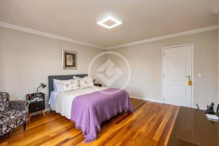 27_photo/94dce190cf.56f87905458f71eb-ATLAS-93fafc2b-1c1a-474a-8a4a-6ffc9b721180.jpg de casa à venda com 6 quartos, 426m² em Santa Felicidade, Curitiba