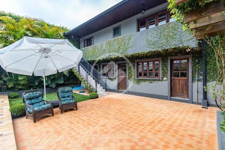 6_photo/94dce190cf.56f87905458f71eb-ATLAS-ac587325-af83-44fd-b888-2c879e67bb76.jpg de casa à venda com 6 quartos, 426m² em Santa Felicidade, Curitiba