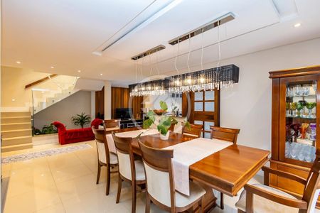 12_photo/94dce190cf.56f87905458f71eb-ATLAS-b3a4d8a0-0961-4d36-b5da-7a38794418c0.jpg de casa à venda com 6 quartos, 426m² em Santa Felicidade, Curitiba