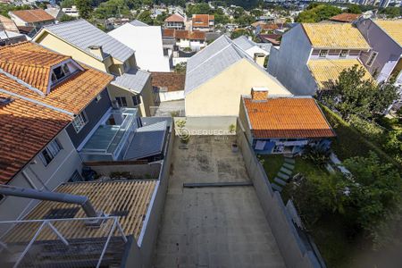 13_photo/94dce1927f.d1182721dbecc502-ATLAS-732a045c-237e-47ce-9d7e-e29de57f6a8f.jpg de casa à venda com 3 quartos, 143m² em São Braz, Curitiba