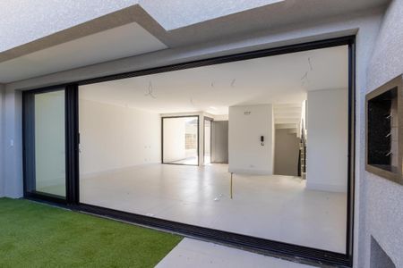 8_photo/94dce192d5.ba6059733a13aa0c-ATLAS-64735e85-eefd-4a23-bc7f-8b40d38ff8dd.jpg de casa à venda com 3 quartos, 142m² em São Braz, Curitiba