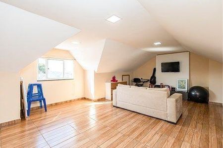 8_photo/94dce1934f.4cea1a0b3f6bbd2f-ATLAS-3a73a9fb-c902-4d42-b27d-e6da99d3a00a.jpg de casa à venda com 3 quartos, 135m² em São Braz, Curitiba