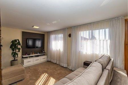 6_photo/94dce1934f.4cea1a0b3f6bbd2f-ATLAS-d2006026-e86d-4a0e-acd2-f8e203eaae68.jpg de casa à venda com 3 quartos, 135m² em São Braz, Curitiba