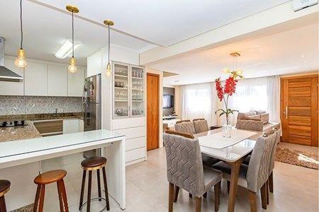 2_photo/94dce1934f.4cea1a0b3f6bbd2f-ATLAS-dce072d6-fe2d-413b-bfbe-297d9be61700.jpg de casa à venda com 3 quartos, 135m² em São Braz, Curitiba