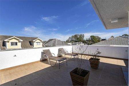 8_photo/94dce19613.6b1c52aadb6d0152-ATLAS-6f7a72cb-cfb5-4a2f-94bd-4f5c6a5e445b.jpg de casa à venda com 3 quartos, 346m² em Santa Felicidade, Curitiba