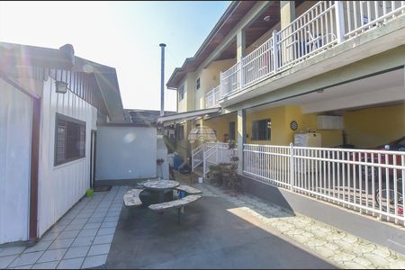 6_photo/94dce1967b.821bca6a381fcd78-ATLAS-2e928ce0-dd05-40ef-ba63-46e6bf80589e.jpg de casa à venda com 4 quartos, 250m² em São Braz, Curitiba