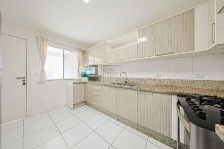 2_photo/94dce19791.cebb5f9d0fe5a9a0-ATLAS-29bc55c2-8307-459d-ad1e-26c80cc5aef2.jpg de casa à venda com 4 quartos, 210m² em Santa Felicidade, Curitiba