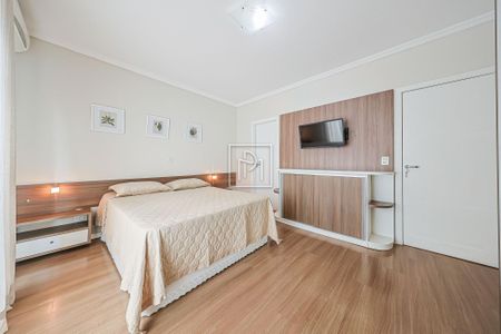 5_photo/94dce19791.cebb5f9d0fe5a9a0-ATLAS-ce82c9dd-c9de-416a-8a00-2721e52c14e9.jpg de casa à venda com 4 quartos, 210m² em Santa Felicidade, Curitiba