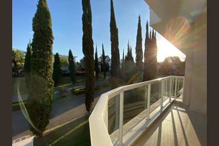 3_photo/94dce19835.ceff8192393c33de-ATLAS-1a6bdb72-97a8-4bc5-8a04-91a03b7a010a.jpg de casa à venda com 5 quartos, 1073m² em Santa Felicidade, Curitiba