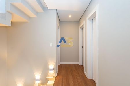 26_photo/94dce19907.1aa5b8f538f3adaf-ATLAS-df372cd2-c1ff-4faa-96ff-f8b5d3ee512e.jpg de casa à venda com 3 quartos, 195m² em Santa Felicidade, Curitiba