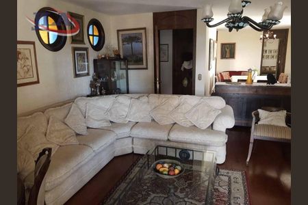 6_photo/94dce199e5.8d9d2e8c4e07ca84-ATLAS-148f6c4f-52a7-4d3c-8479-775e286bf838.jpg de casa para alugar com 4 quartos, 400m² em Santa Felicidade, Curitiba