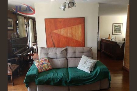 19_photo/94dce199e5.8d9d2e8c4e07ca84-ATLAS-67f3aee0-074c-47b1-9bd4-a9a23950b045.jpg de casa para alugar com 4 quartos, 400m² em Santa Felicidade, Curitiba