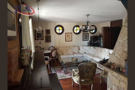 21_photo/94dce199e5.8d9d2e8c4e07ca84-ATLAS-744de996-fa5b-40e2-91b8-ba38d675aa4a.jpg de casa para alugar com 4 quartos, 400m² em Santa Felicidade, Curitiba