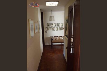 30_photo/94dce199e5.8d9d2e8c4e07ca84-ATLAS-c1e05ef7-5a4a-4118-b421-caf548555c66.jpg de casa para alugar com 4 quartos, 400m² em Santa Felicidade, Curitiba